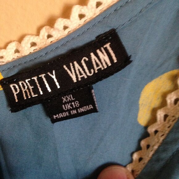 Pretty Vacant Dress Lemon Print with Square Pockets XXL - Picture 3 of 6